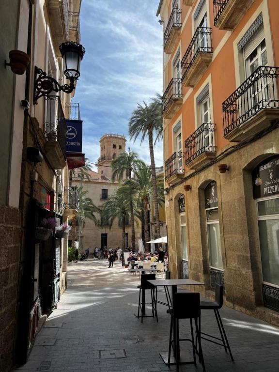 Old Town Alicante Bagian luar foto